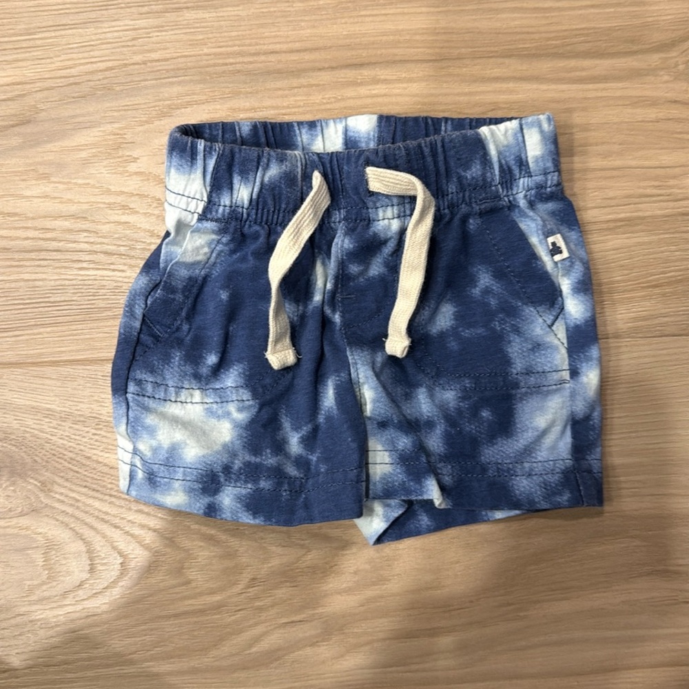 Gap Shorts